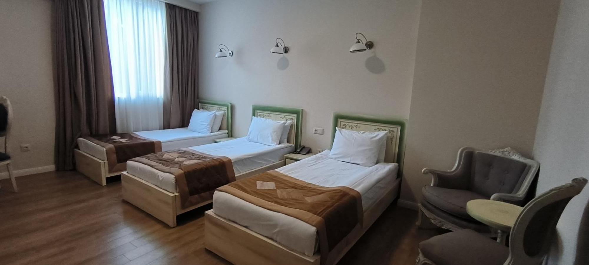 Prestige Palace - Esquisse Hotel 第比利斯 客房 照片
