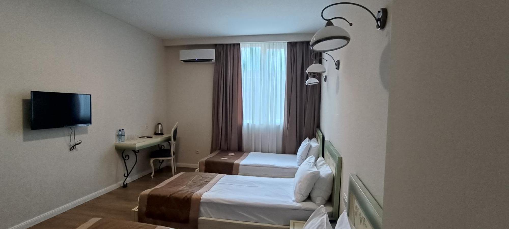 Prestige Palace - Esquisse Hotel 第比利斯 客房 照片