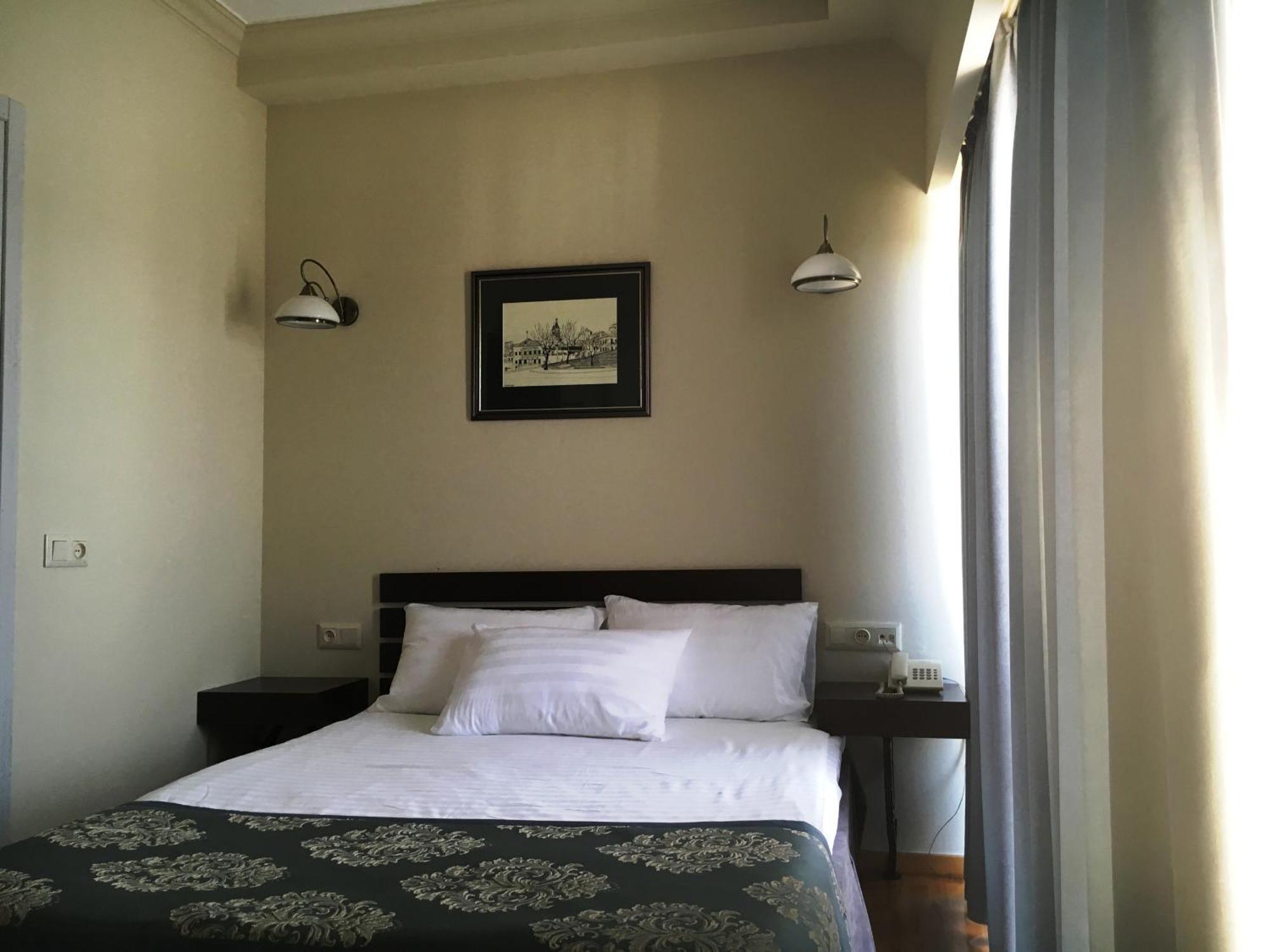Prestige Palace - Esquisse Hotel 第比利斯 客房 照片