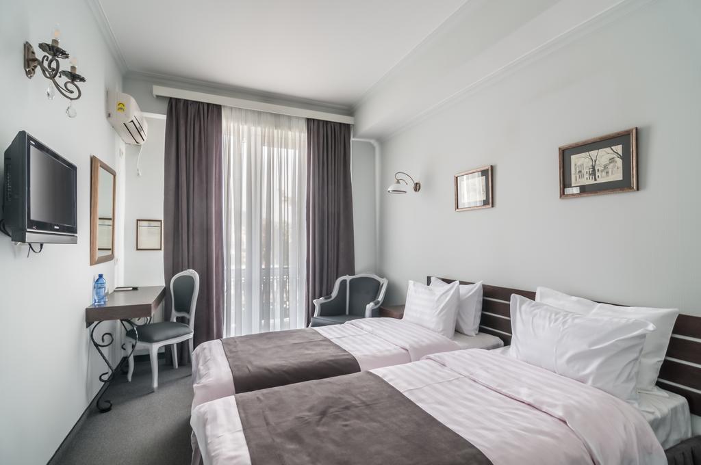 Prestige Palace - Esquisse Hotel 第比利斯 外观 照片